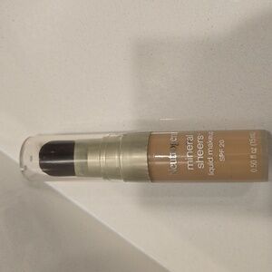 1/4 neutrogena mineral sheers